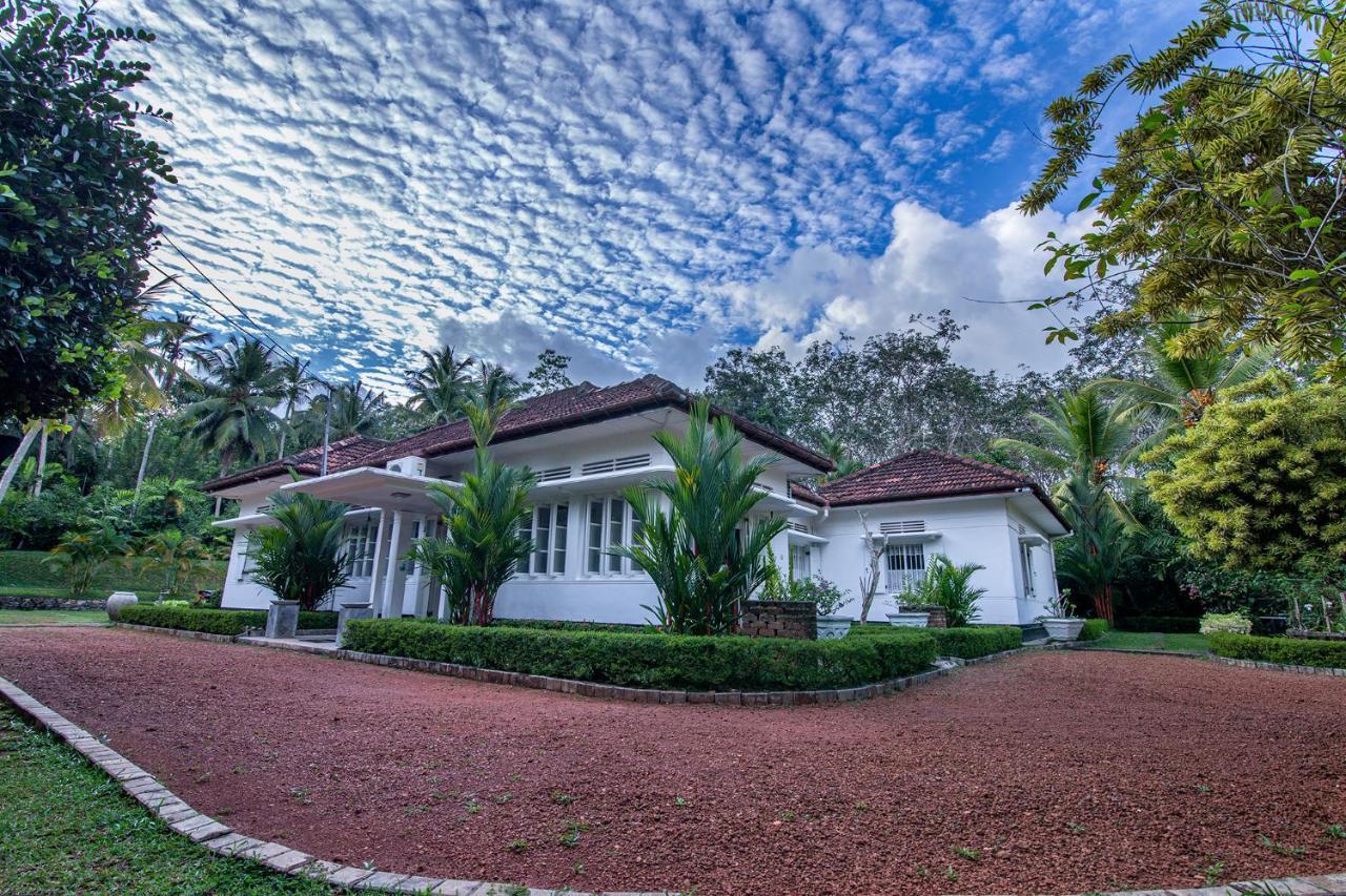Village Headman'S Five Bedrooms Entire Bungalow Induruwa Zewnętrze zdjęcie