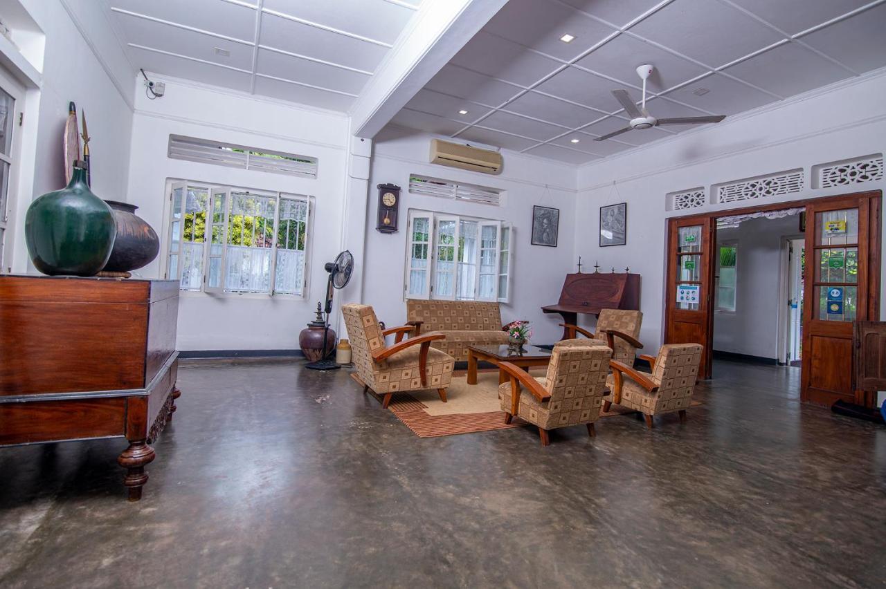 Village Headman'S Five Bedrooms Entire Bungalow Induruwa Zewnętrze zdjęcie
