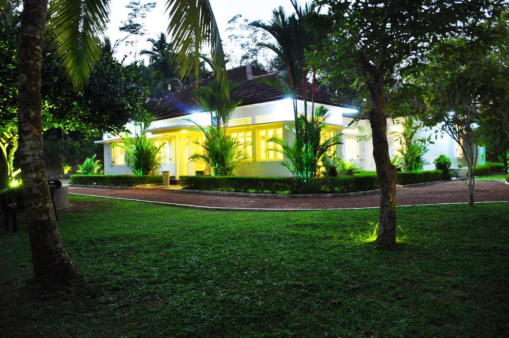 Village Headman'S Five Bedrooms Entire Bungalow Induruwa Zewnętrze zdjęcie