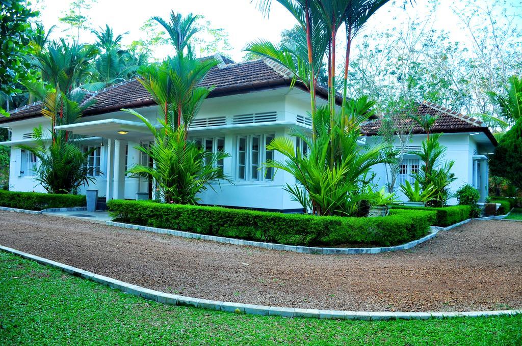 Village Headman'S Five Bedrooms Entire Bungalow Induruwa Zewnętrze zdjęcie